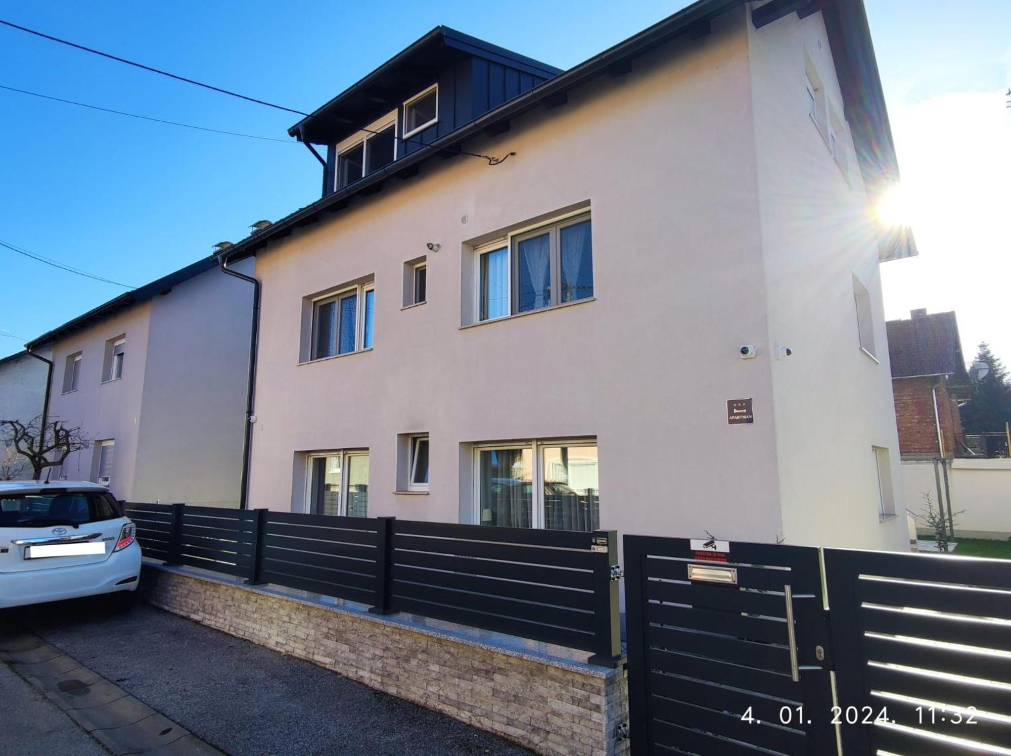Lumani Apartment Zagreb With Free Parking Exteriör bild