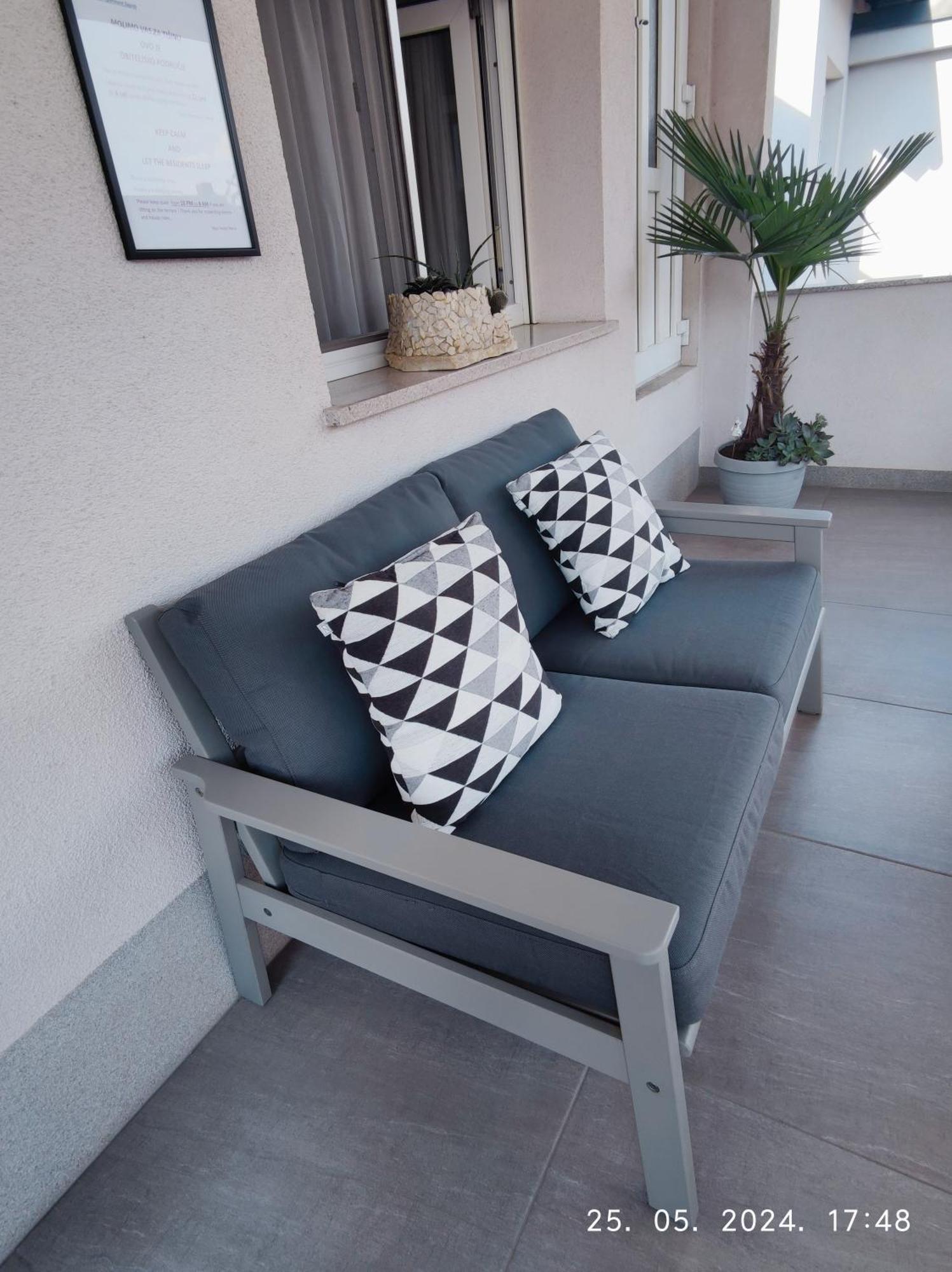 Lumani Apartment Zagreb With Free Parking Exteriör bild